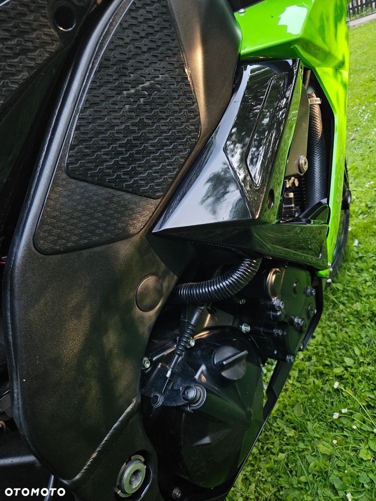 Kawasaki Ninja - 16