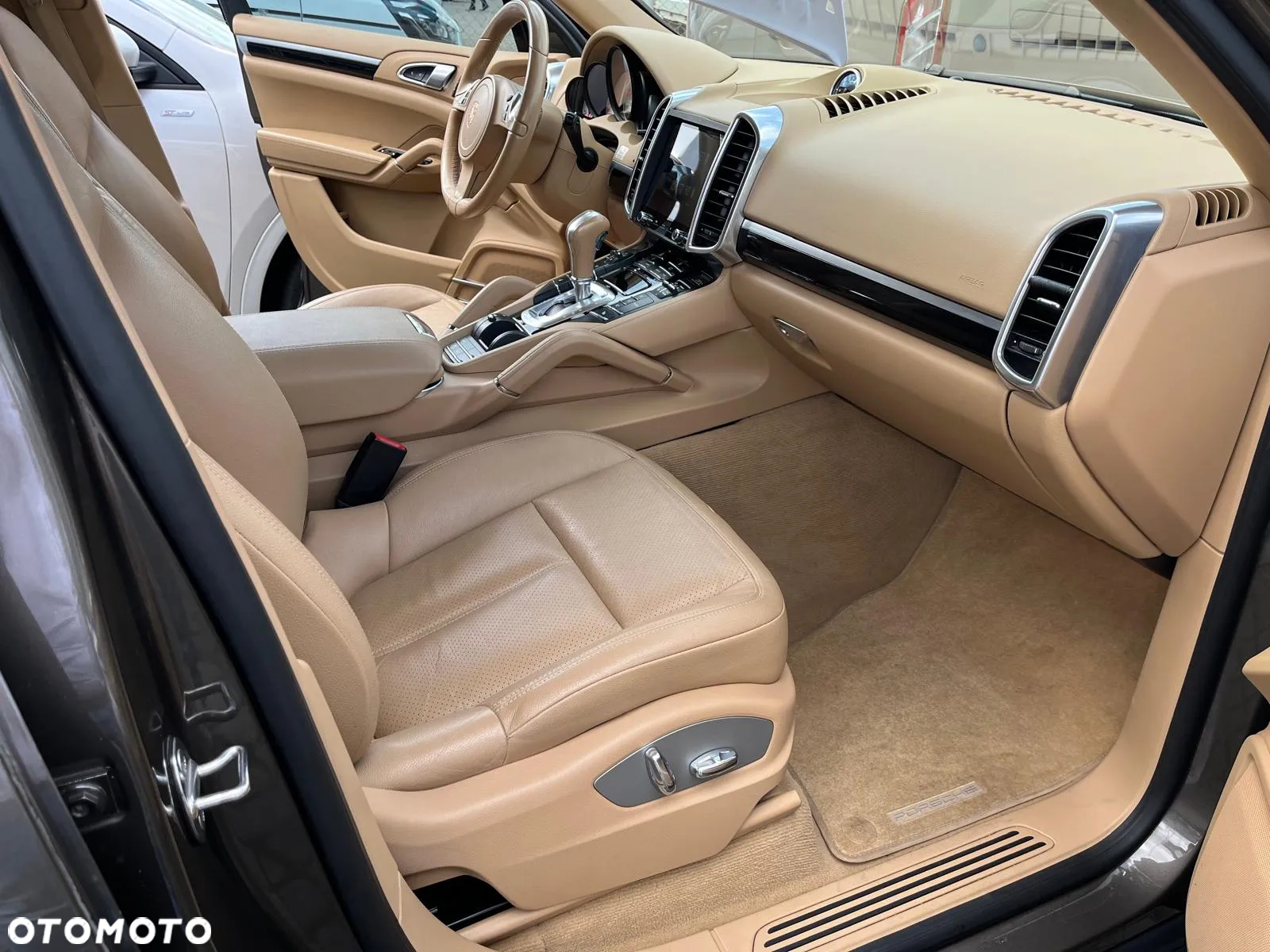 Porsche Cayenne Diesel Tiptronic S - 18