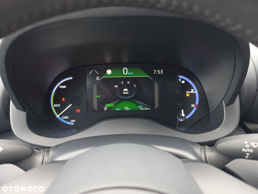 Toyota Yaris Cross Hybrid 1.5 Comfort - 26