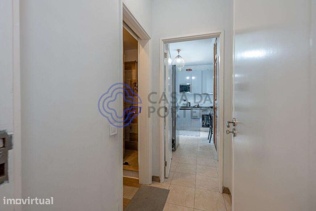 T3 Renovado | Suite + Garagem | Arrendado por 1.000€/mês até 2028 | Ga - Grande imagem: 3/51
