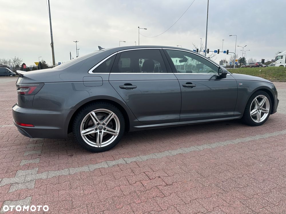 Audi A4 Limousine - 10