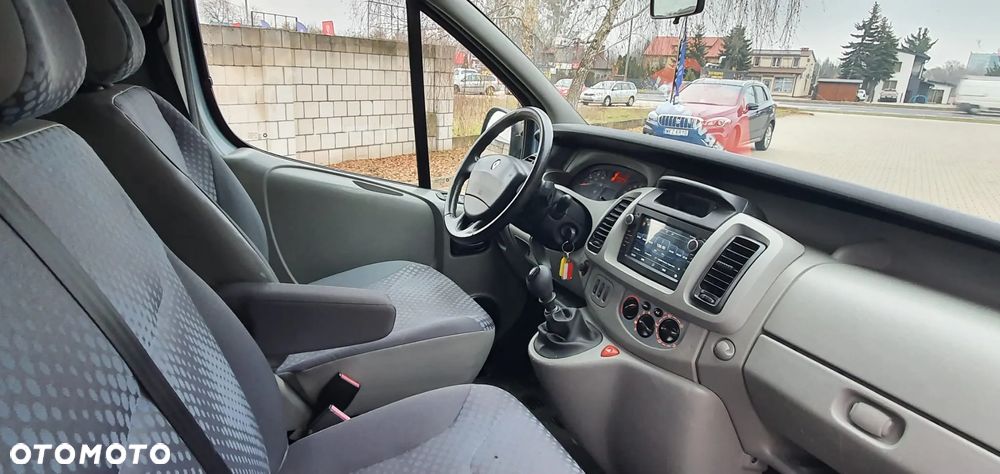 Renault Traffic - 15