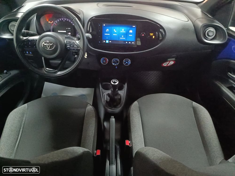 Toyota Aygo X Play - 15