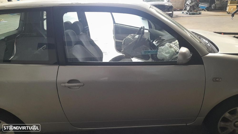 Porta frente direita SEAT Arosa (6H) - 1