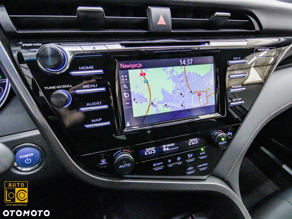 Toyota Camry 2.5 Hybrid Prestige CVT - 18