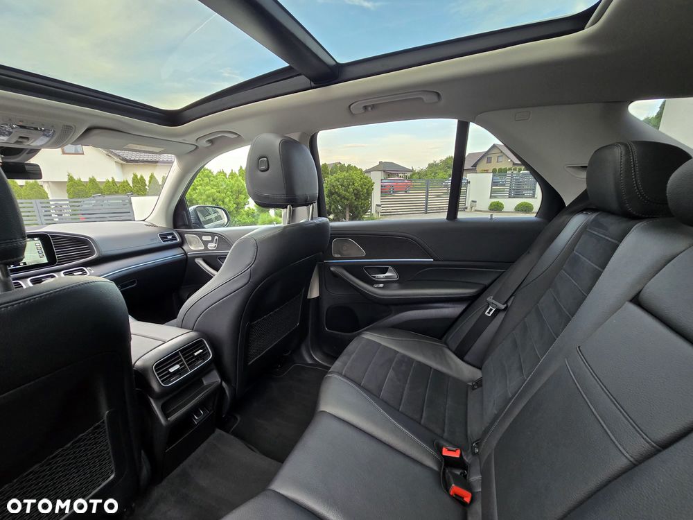 Mercedes-Benz GLE - 22