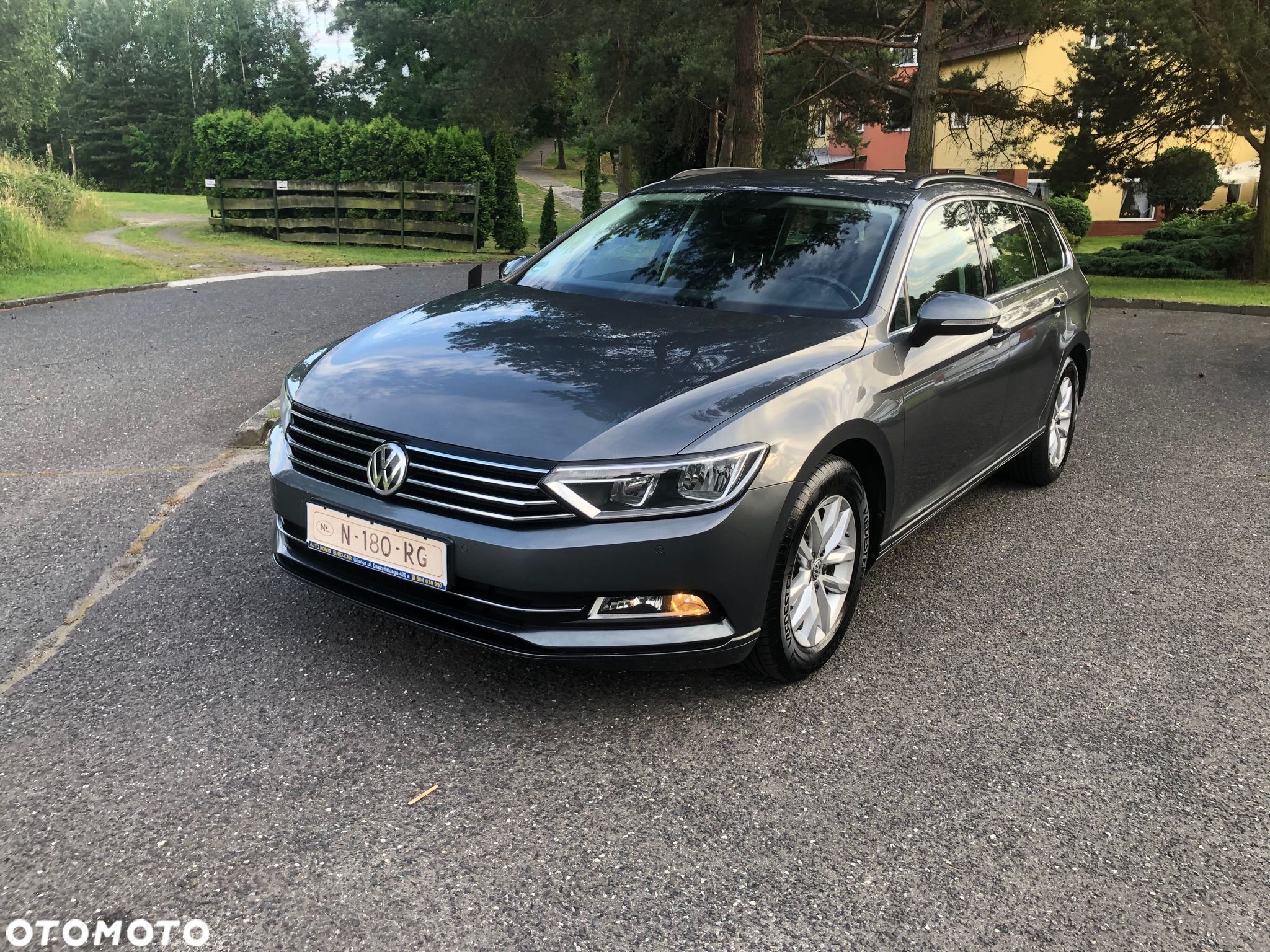 Volkswagen Passat Variant 1.6 TDI (BlueMotion Technology) Comfortline - 1