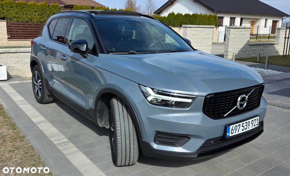 Volvo XC 40 D4 AWD Geartronic R-Design - 4