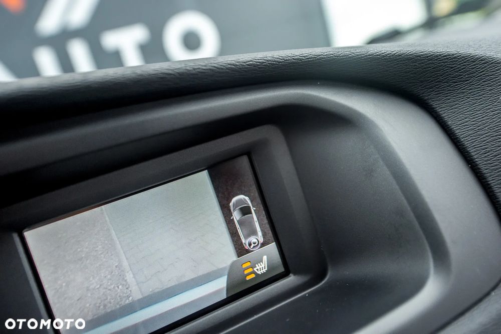 Volvo V40 - 30