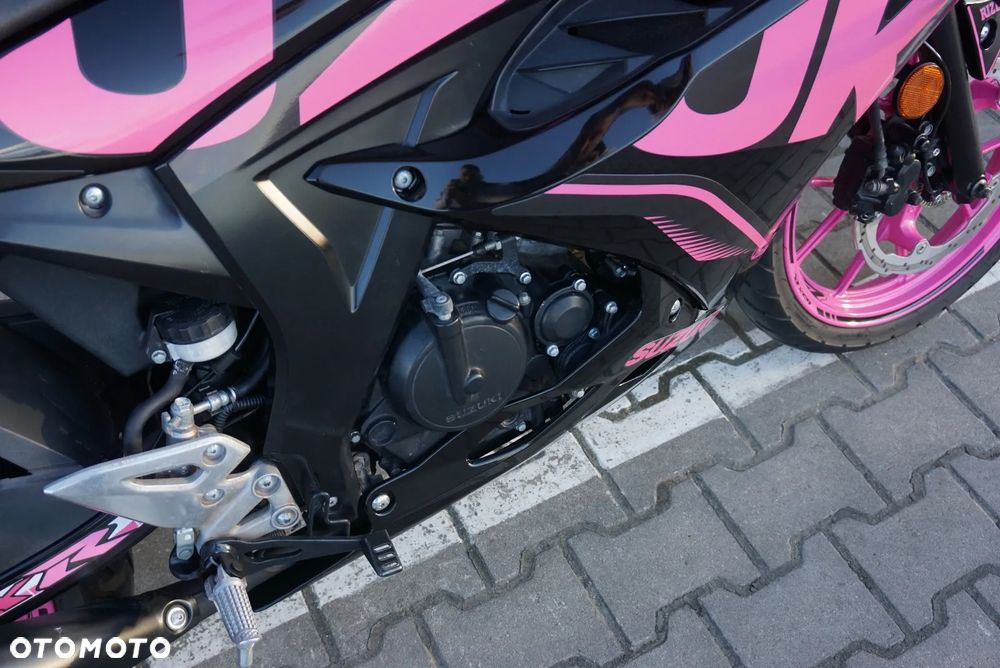 Suzuki GSX - 6