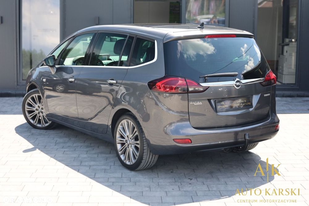 Opel Zafira - 10