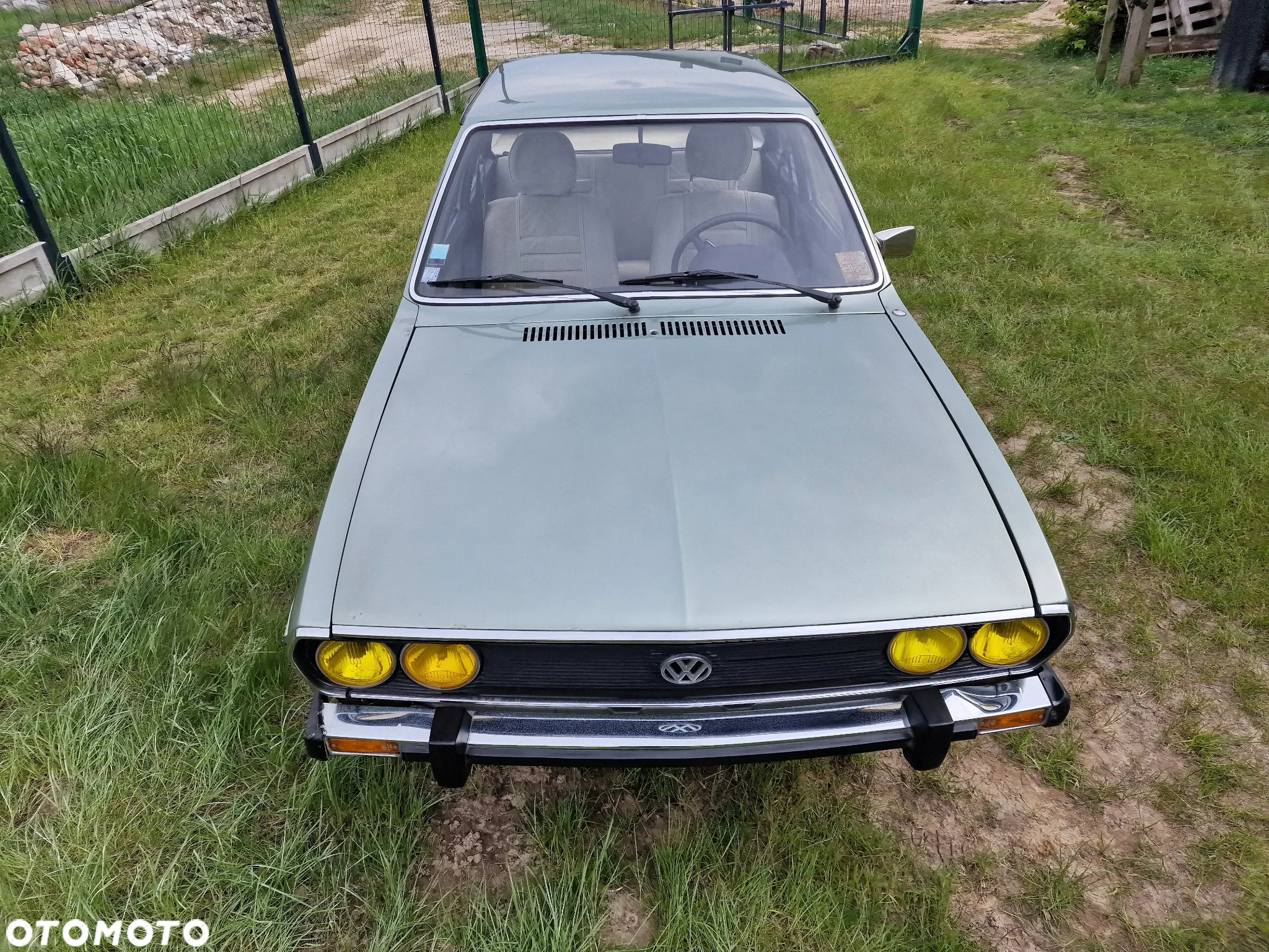 Volkswagen Passat - 3