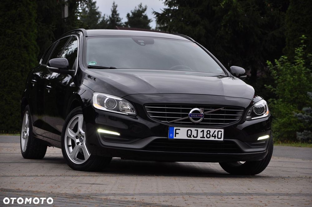 Volvo V60 D3 Geartronic Summum - 12