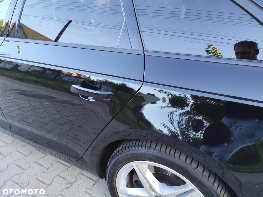 Audi A4 Avant 45 TFSI quattro S tronic - 14