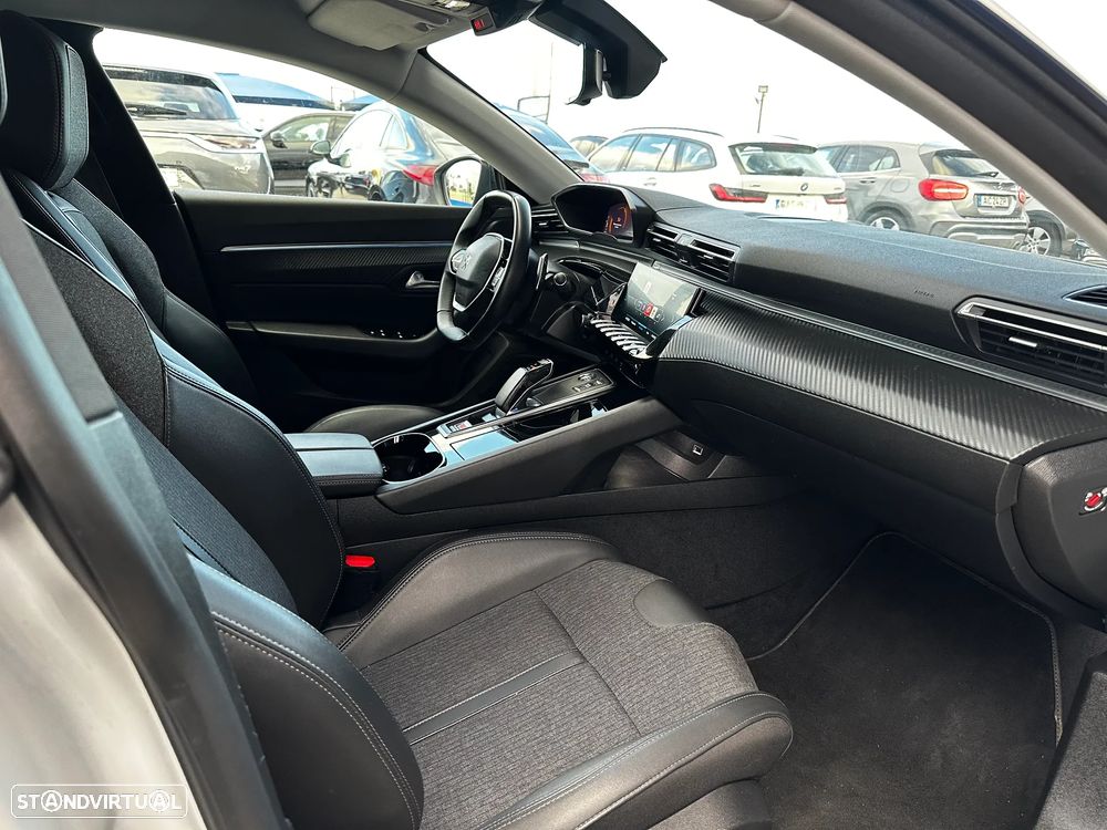 Peugeot 508 SW 1.6 Hybrid Allure Pack e-EAT8 - 36