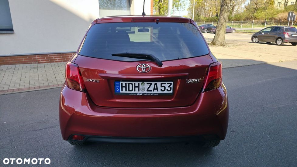 Toyota Yaris 1.0 VVT-i Y20 Club - 9
