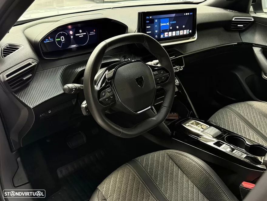 Peugeot e-2008 54 kWh Allure - 23