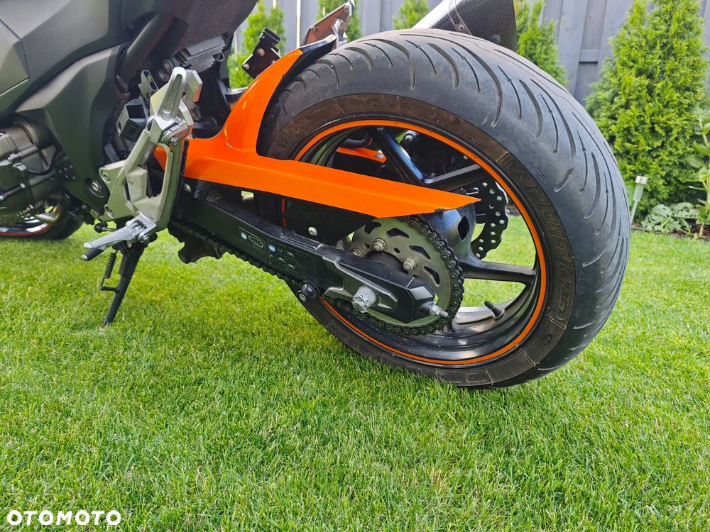 Kawasaki Z - 12