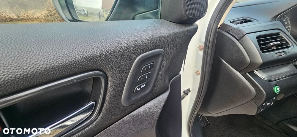 Honda CR-V 1.6i DTEC 4WD Automatik Executive - 28