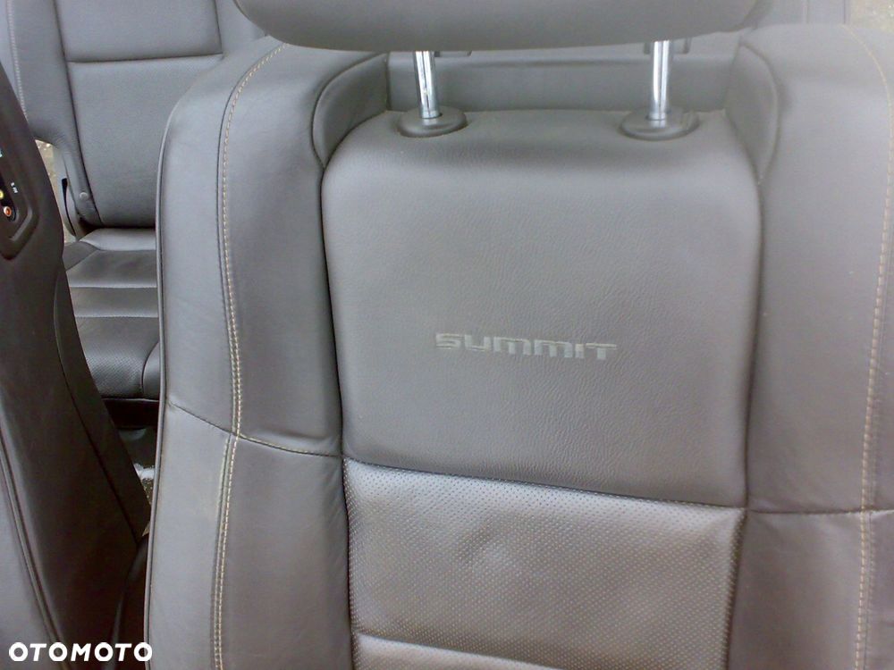 jeep grand cherokee wk2 summit 2014 - fotele fotel kanapa skóra brąz tv - 2
