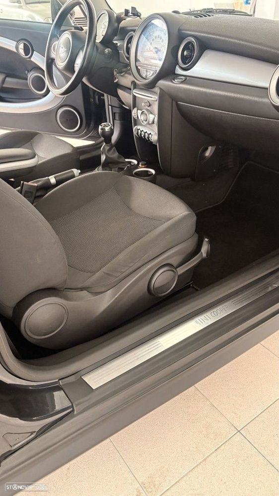 MINI 3 Portas Cooper - 9