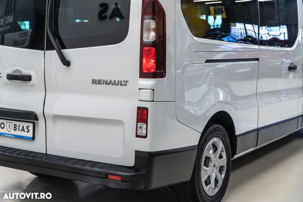 Renault Trafic 2.0 Blue dCi 150 S&S L2 8+1 Zen - 38
