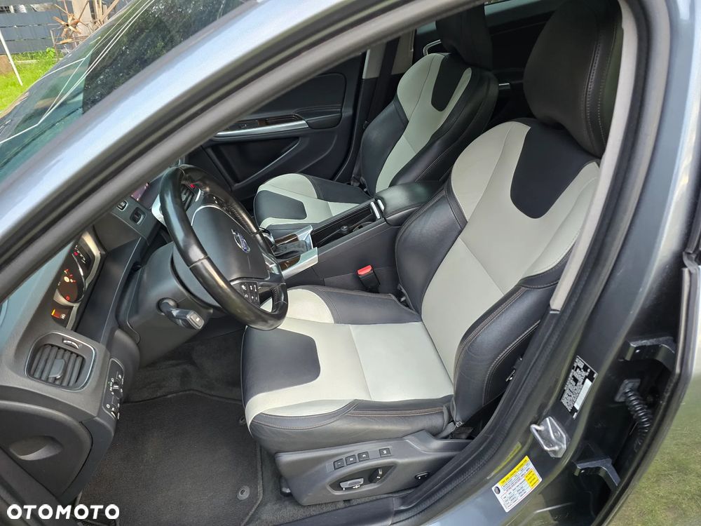 Volvo S60 T5 Geartronic Momentum - 8