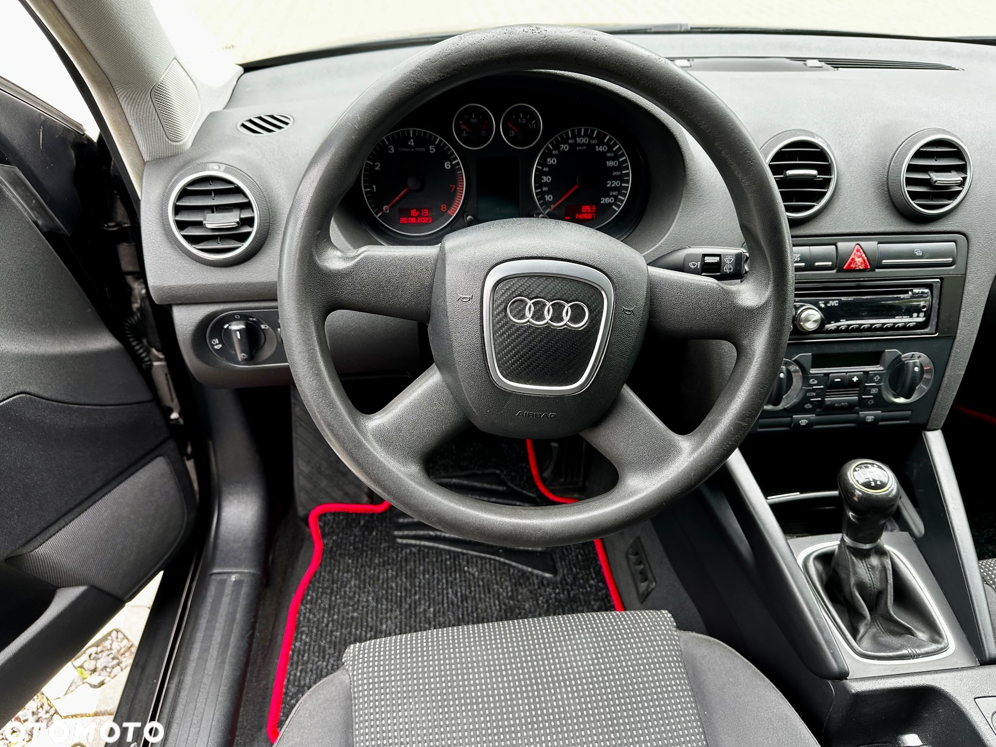 Audi A3 1.6 FSI Sportback Attraction - 23