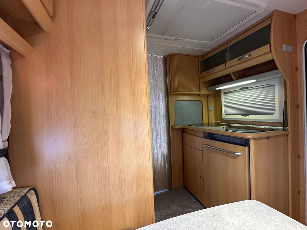 TEC 430 TRAVEL KING z napędem i przedsionkiem Isabella. - 15