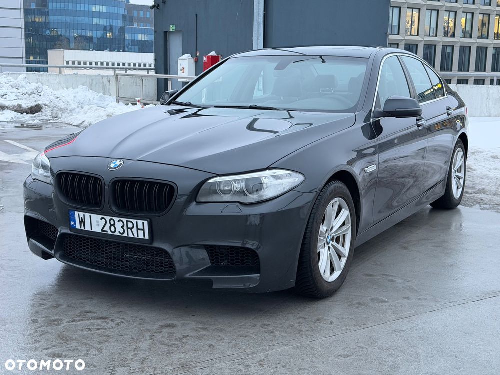 BMW Seria 5 528i xDrive - 7