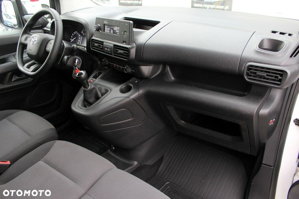 Toyota Proace City - 12