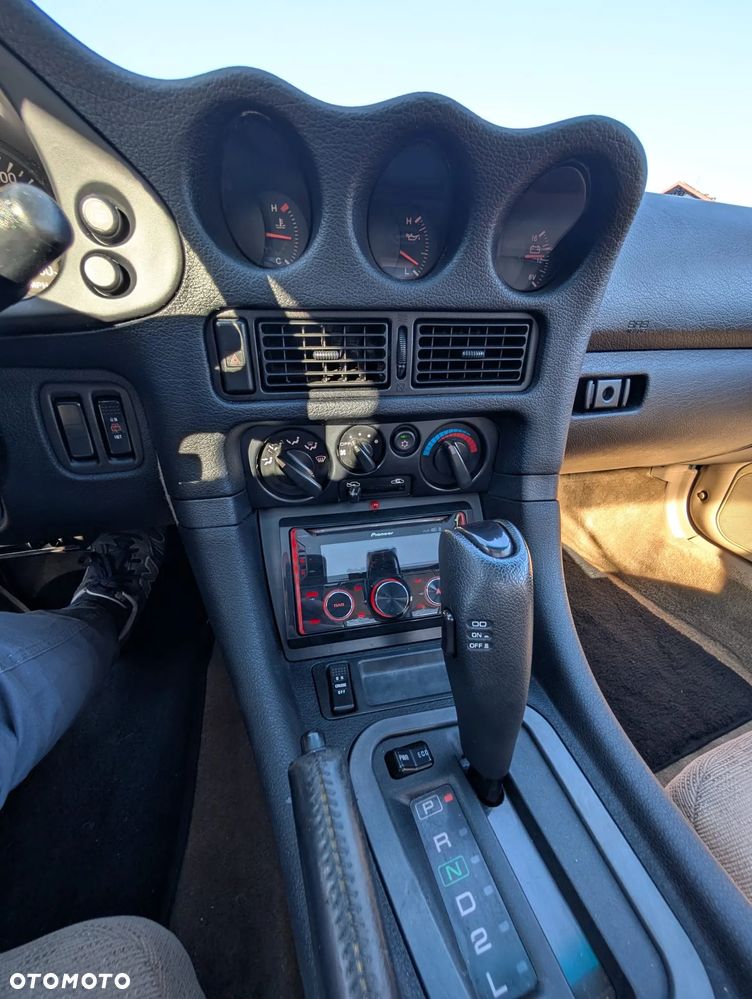 Mitsubishi 3000GT - 9