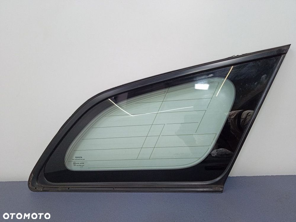AVENSIS T27 T29 KOMBI SZYBA KAROSERYJNA TYŁ PRAWA - 1