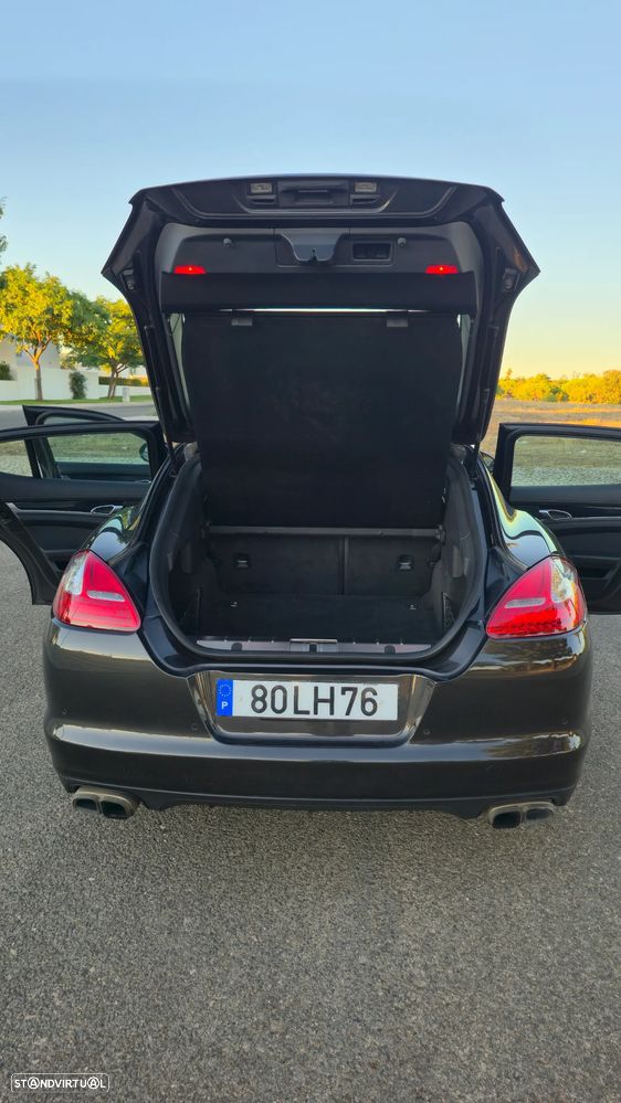 Porsche Panamera 4 PDK - 12