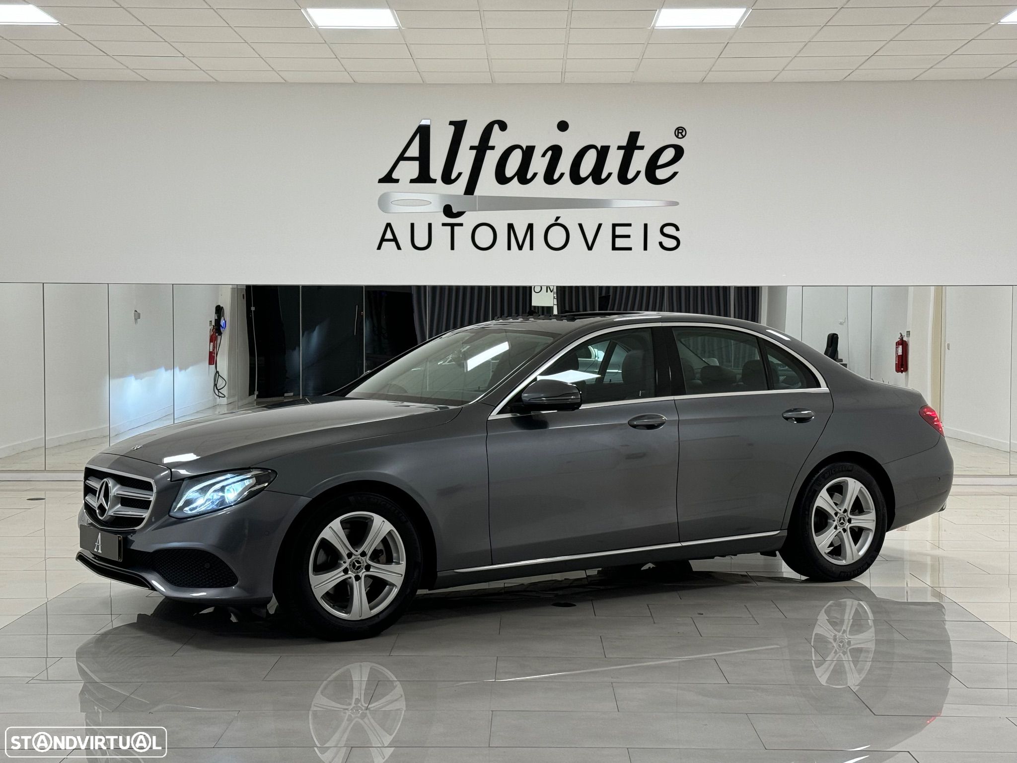 Mercedes-Benz E 220 d Exclusive - 1