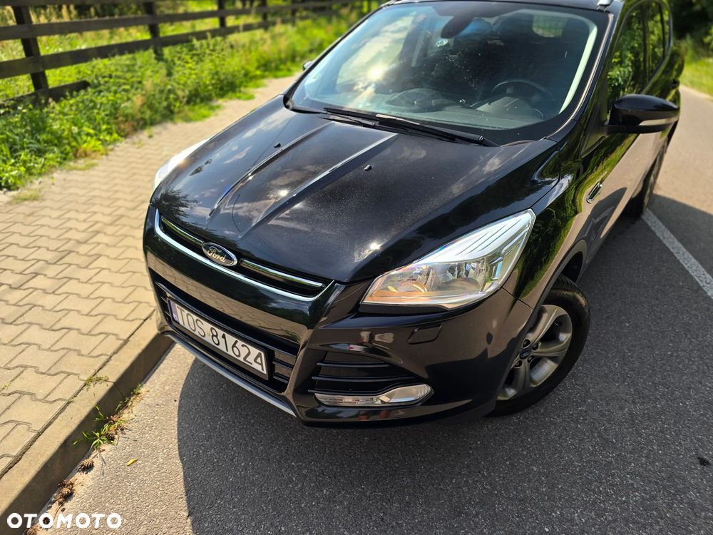 Ford Kuga 2.0 TDCi 2x4 Titanium - 36