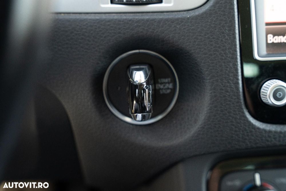 Volkswagen Touareg - 21