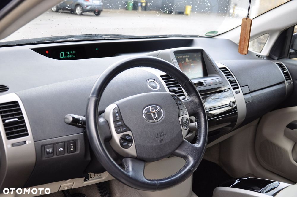 Toyota Prius 1.5 VVT-i Sol (nav) - 9