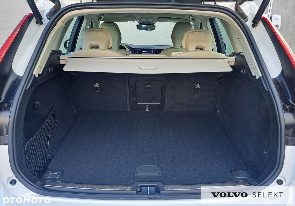 Volvo XC 60 - 30
