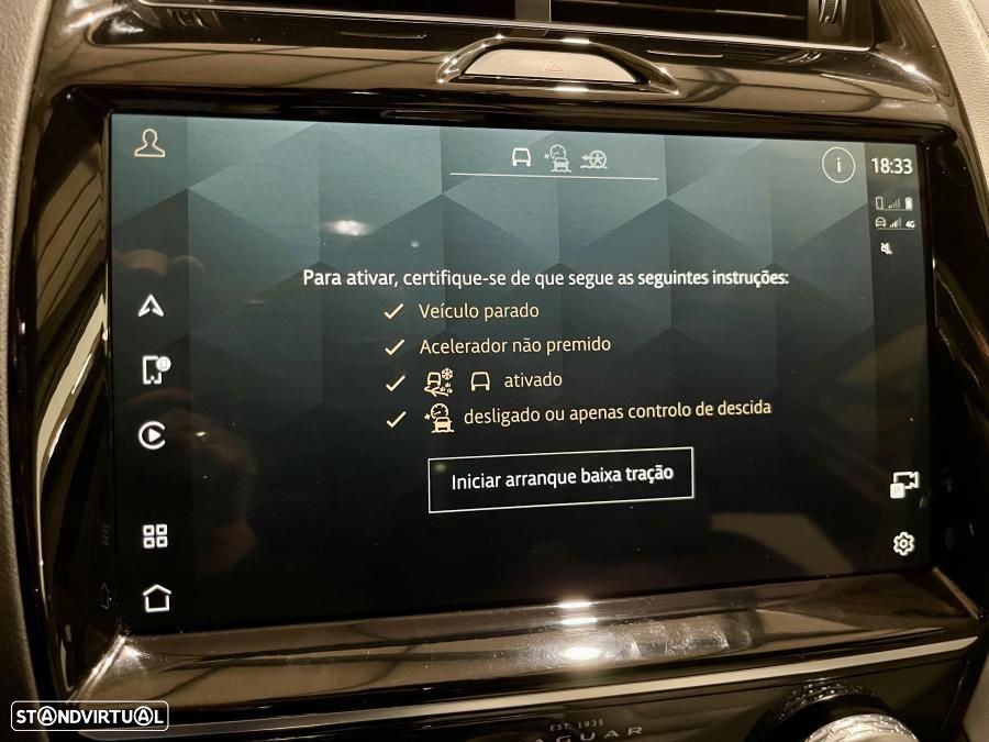 Jaguar E-Pace 1.5 P300e R-Dynamic HSE AWD Aut. - 32