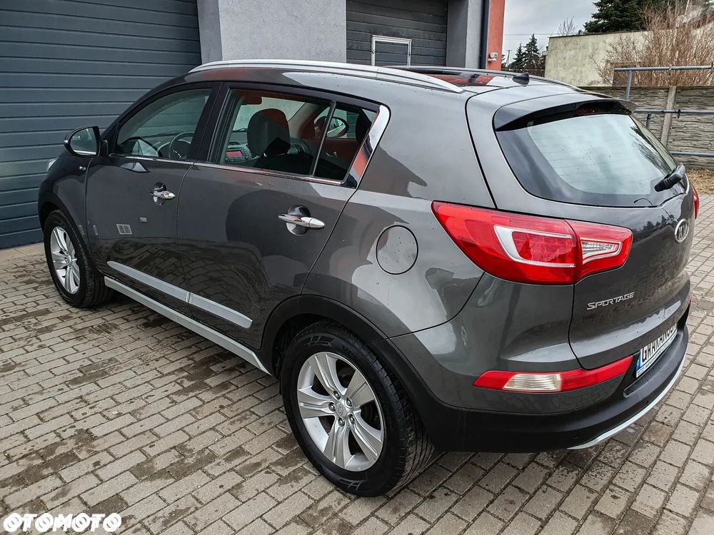 Kia Sportage - 16