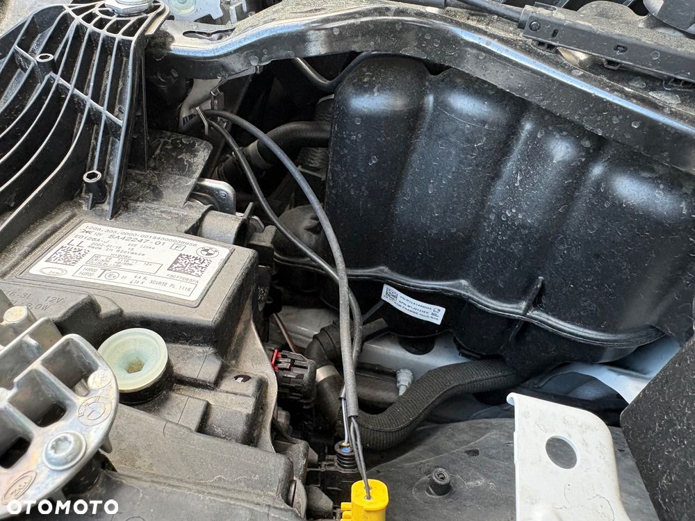 BMW Seria 2 218i - 32