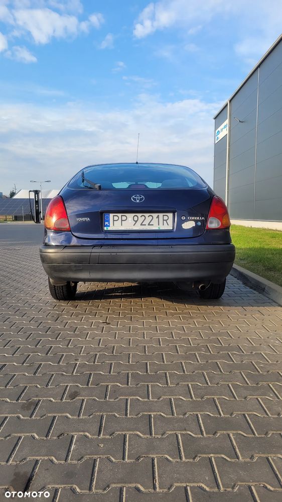 Toyota Corolla 1.4 VVT-i Base - 6