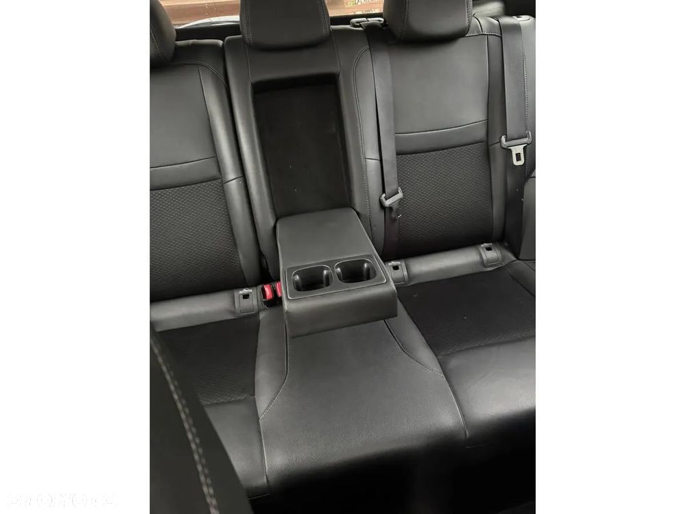 Nissan Qashqai 1.6 DCi 4x4 Tekna EU6 - 16