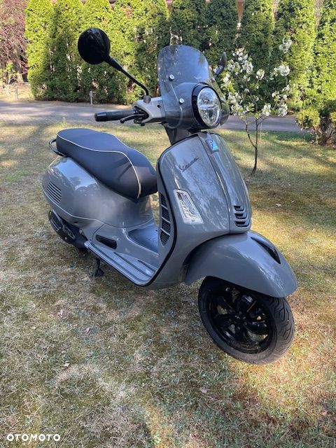 Piaggio Vespa - 10