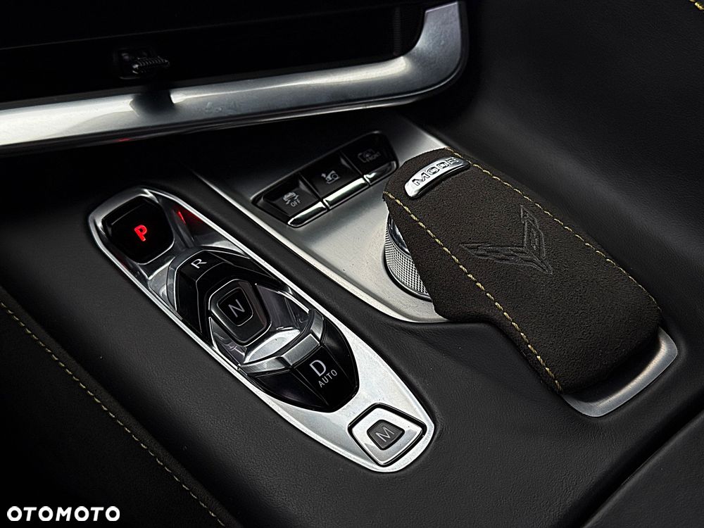 Chevrolet Corvette Stingray 3LT 6.2 V8 Automatik - 12