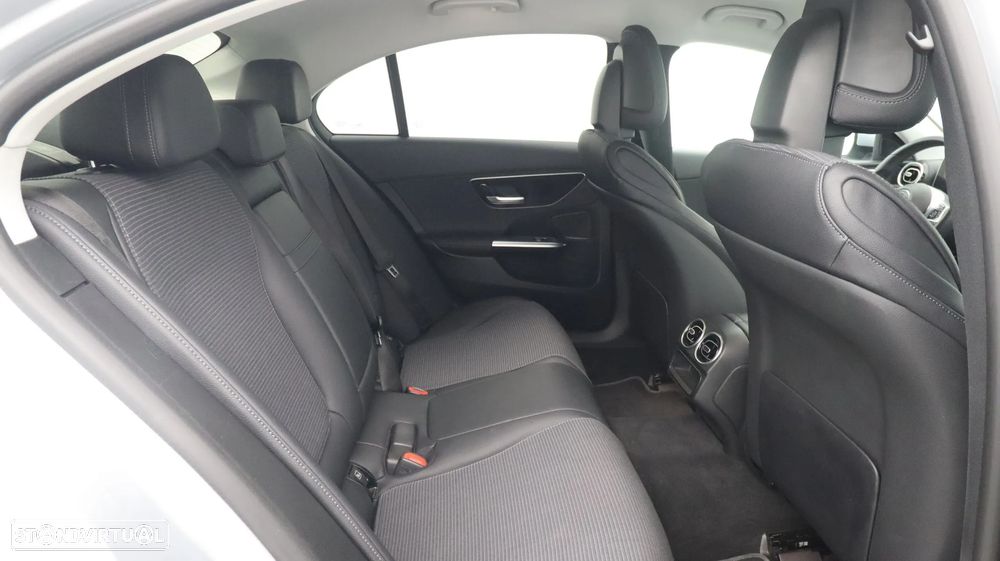 Mercedes-Benz C 220 d Avantgarde - 25