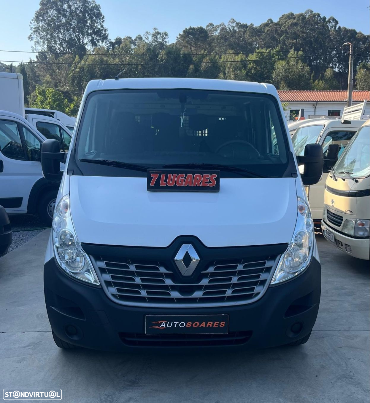 Renault Master 7 Lugares + Basculante - 3