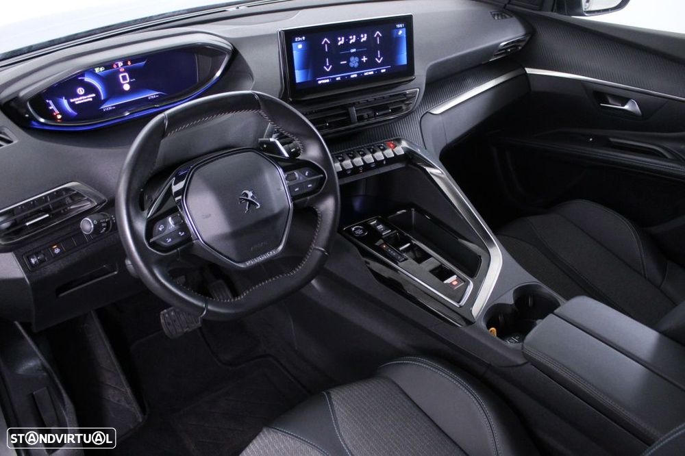 Peugeot 5008 1.5 BlueHDi Allure Pack EAT8 - 31