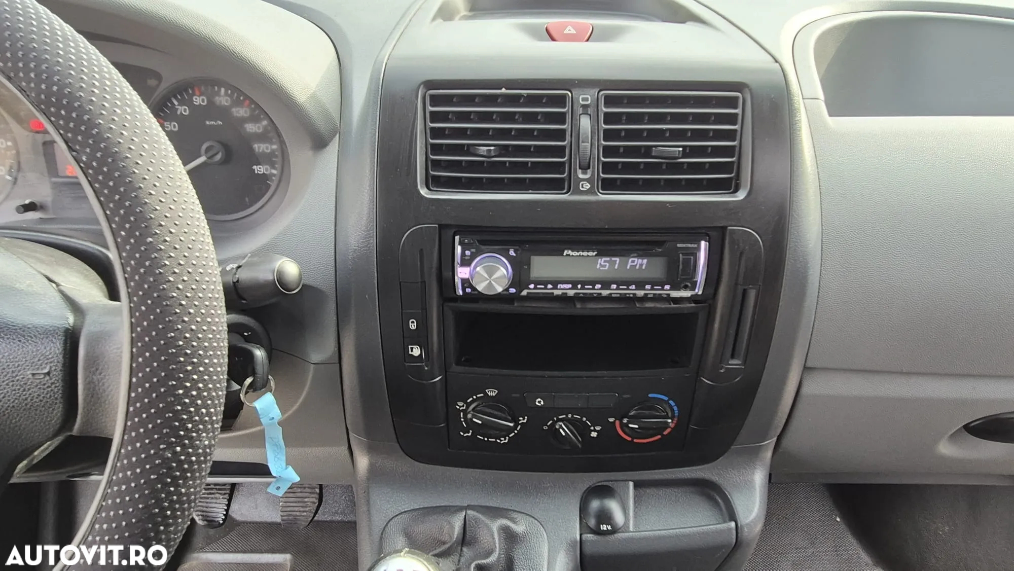 Peugeot Expert Van 90 FAP - 11
